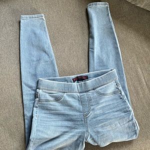 Light blue skinny jeggings